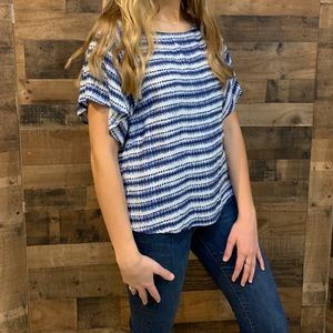 Blue and white flowy shirt Old Navy